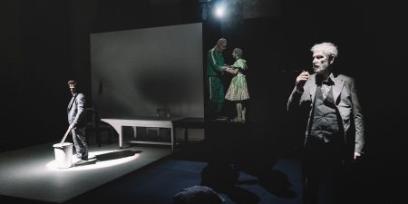 «Ο Πουπουλένιος» του Μάρτιν Μακ Ντόνα