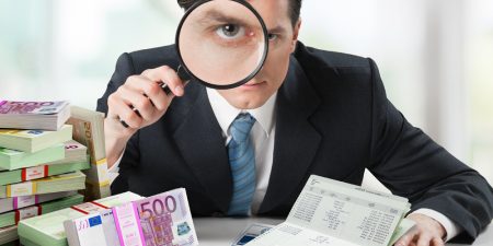 ΑΑΔΕ: Στο μικροσκόπιο τα ληξιπρόθεσμα χρέη προς τους δήμους – Τι γίνεται με τις απλήρωτες κλήσεις;