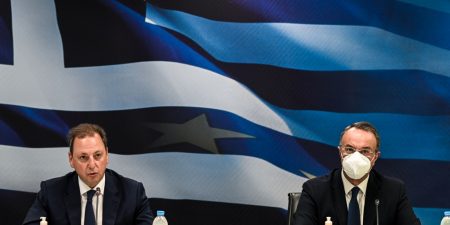 Κοινές δηλώσεις των υπουργών Οικονομικών και Αγροτικής Ανάπτυξης, για την επιστροφή του Ε.Φ.Κ. στους αγρότες