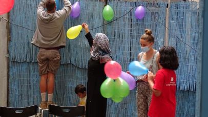 340 εθελοντές προωθούν την ενδυνάμωση και μη τυπική εκπαίδευση προσφύγων και αποκτούν εμπειρίες