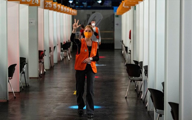 Κίνητρα και αναδιάταξη στην τηλεδιάσκεψη για την αντιμετώπιση της πανδημίας