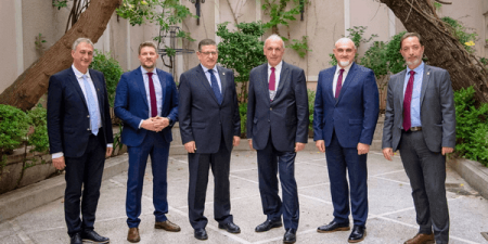 Συμφωνία συνεργασίας μεταξύ ΟΠΑ και ΣΕΒ