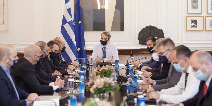 Κ. Μητσοτάκης: «Η μεγάλη διαφορά από τα άλλα κύματα είναι ότι τώρα έχουμε το εμβόλιο»