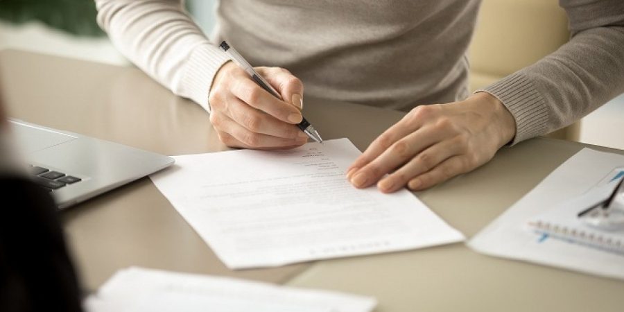 Ξεκινά από την 1η Ιανουαρίου 2022 το “Πρώτο Ένσημο”