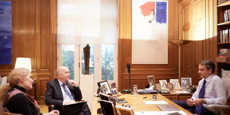 Κυρ. Μητσοτάκης στη γερμανική Handelsblatt: «Πρέπει να κατανοήσει η Τουρκία ότι Ελλάδα και Κύπρος δεν εκβιάζονται»