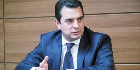 Ρωσία: Προπομπός ο Κώστας Σκρέκας του Πρωθυπουργού – Παζάρι για τις τιμές αερίου