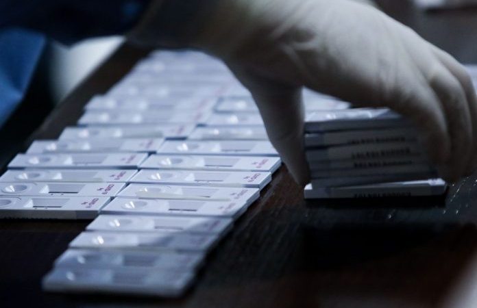 Ανάκληση κιτ διαγνωστικού ελέγχου (rapid test) από τον ΕΟΦ κατόπιν διενέργειας ελέγχων της Εθνικής Αρχής Διαφάνειας