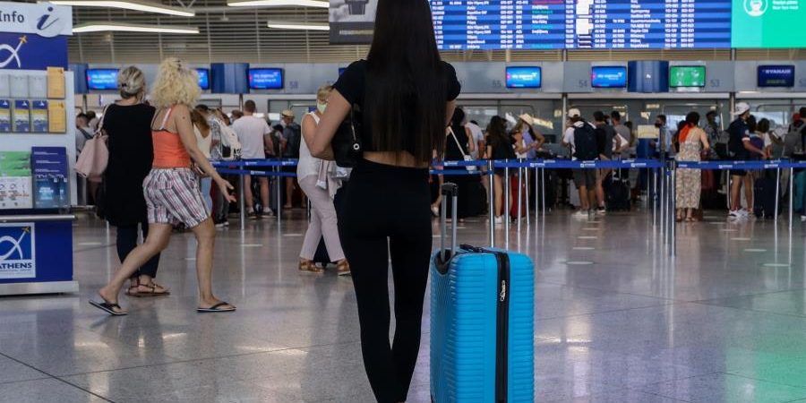 ΥΠΑ: Αύξηση κατά 524,7% στις αφίξεις επιβατών από το εξωτερικό