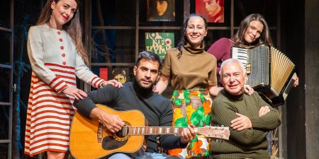 Κάθε Τετάρτη βράδυ η σκηνή του θεάτρου ΕLIART μετατρέπεται σε #μπουάτ