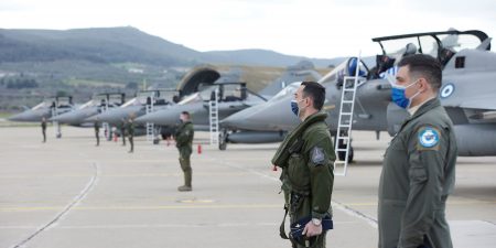 Κυρ. Μητσοτάκης: Απαλλάσσονται από κάθε φόρο τα πτητικά και καταδυτικά επιδόματα