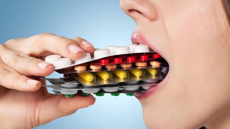 Η Ελλάδα κατέχει δύο θλιβερά πρωτεία: Την υψηλότερη κατανάλωση αντιβιοτικών και την υψηλότερη αντοχή των μικροβίων