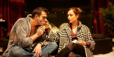 Κριτική της παράστασης: ”Θέλω να σου κρατάω το χέρι”