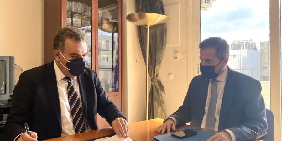 Ο Μ. Κόνσολας ζητά να κατοχυρωθούν νομοθετικά οι περιουσίες ιδιωτών, που διεκδικεί το Δημόσιο