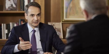 Συνάντηση του Πρωθυπουργού Κυριάκου Μητσοτάκη με τον Σαουδάραβα επιχειρηματία Khaled Juffali