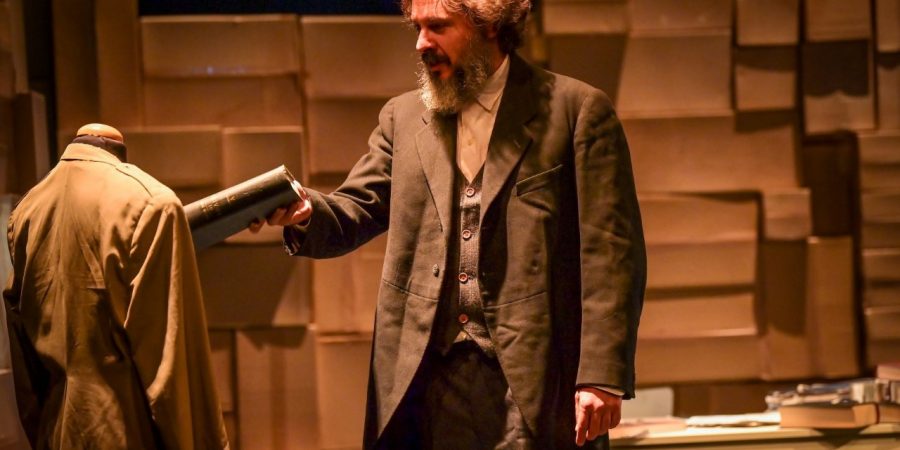 “Συνέντευξη με τον Μαρξ της Ελένης Ζαφειρίου