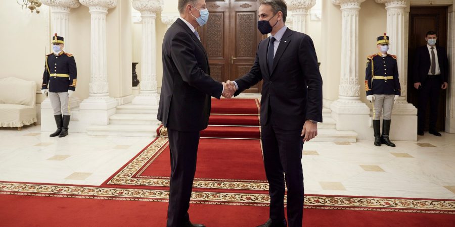 Κυριάκος Μητσοτάκης  από το Βουκουρέστι: Καμία αλλαγή συνόρων με τη βία δεν μπορεί να γίνει ανεκτή