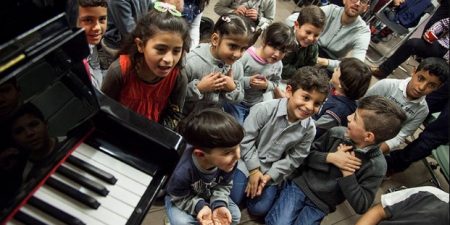 Το El Sistema Greece εκπροσωπεί την Ελλάδα στη μεγάλη συναυλία που θα πραγματοποιηθεί στη Φιλαρμονική του Παρισιού