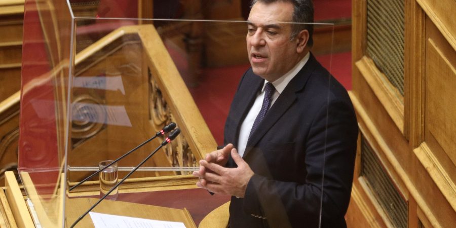 Την ανάγκη αναβάθμισης του δημοτικού σταδίου Καρπάθου, αναδεικνύει ο Μάνος Κόνσολας