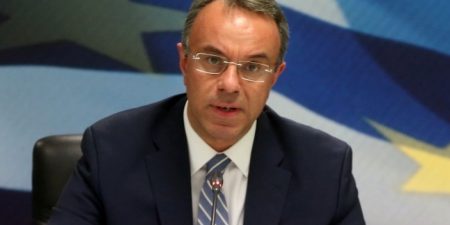 Χρ. Σταϊκούρας: Η κυβέρνηση σχεδιάζει τη χορήγηση εφάπαξ επιδόματος στους οικονομικά ασθενέστερους πριν από το Πάσχα