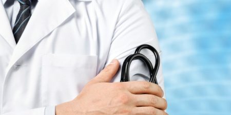 Μελέτη διερεύνησης της εμβολιαστικής κάλυψης κατά της COVID-19 των επαγγελματιών υγείας στην Ελλάδα