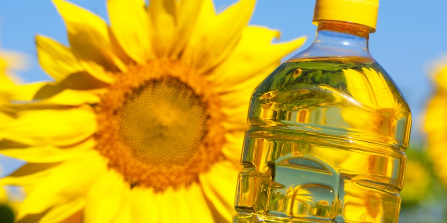 Περιορισμούς στην αγορά ηλιελαίου βάζουν σουπερμάρκετ σε Ιταλία, Ισπανία