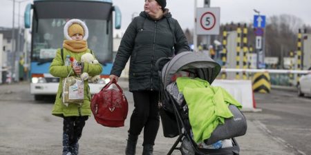 Πόλεμος στην Ουκρανία: Δέσμευση κονδυλίων έκτακτης ανάγκης για τους πρόσφυγες