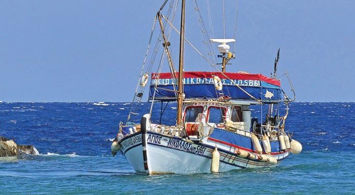 Παρατείνεται η απαλλαγή των κατά κύριο επάγγελμα αγροτών και των αλιέων παράκτιας αλιείας από το τέλος επιτηδεύματος και για το φορολογικό έτος 2021