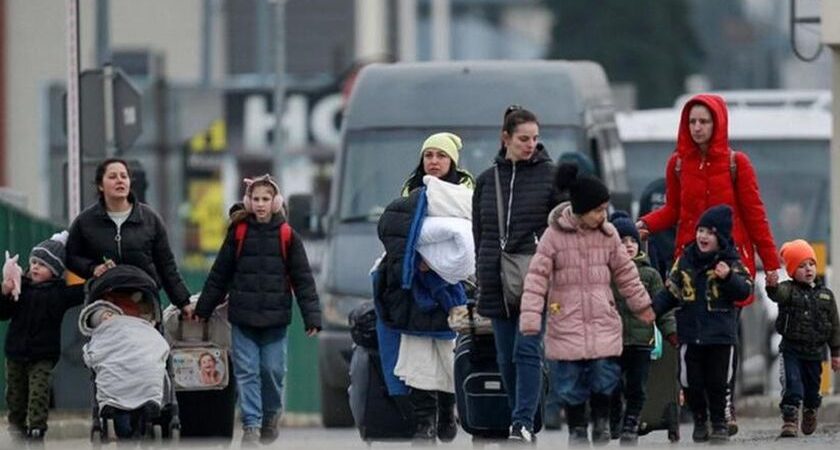 Το ΕΚ προκαταβάλλει 3,4 δισ. ευρώ για την αντιμετώπιση των αναγκών των Ουκρανών προσφύγων