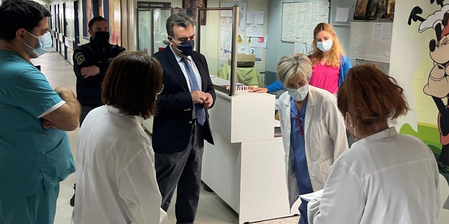 Μ. Κόνσολας: «Στα δύσκολα είμαστε όλοι παρόντες για να δοθούν λύσεις στα μεγάλα προβλήματα του Νοσοκομείου του Ρόδου»