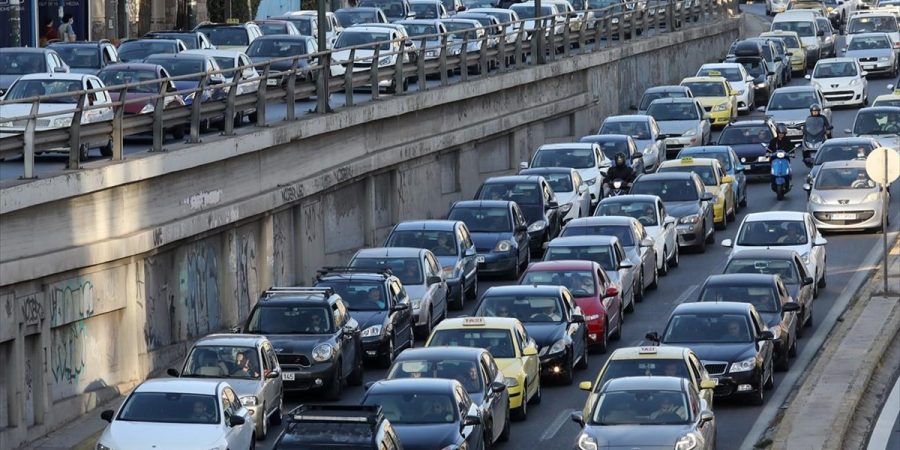 Ηλεκτρονικά ο υπολογισμός των τελών για τη μεταβίβαση οχήματος και οι τραπεζικοί λογαριασμοί για την πληρωμή τους