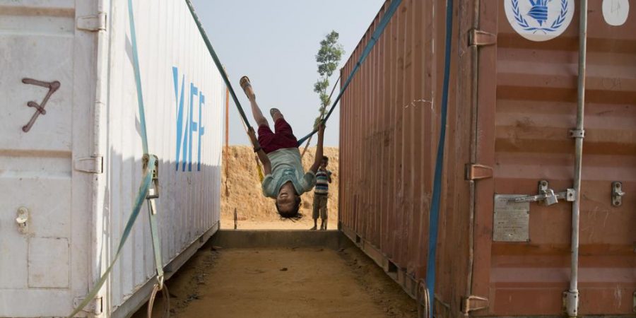 Υπηρεσία του ΟΗΕ για τους πρόσφυγες: Ο αριθμός των εκτοπισμένων ξεπερνά τα 100 εκατομμύρια