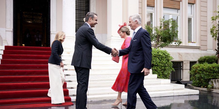 Συνάντηση του Πρωθυπουργού Κυριάκου Μητσοτάκη με το βασιλικό ζεύγος του Βελγίου
