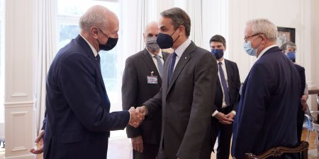 Συνάντηση του Κυρ. Μητσοτάκη με αντιπροσωπεία της Κίνησης Γαλλικών Επιχειρήσεων, στο Μέγαρο Μαξίμου