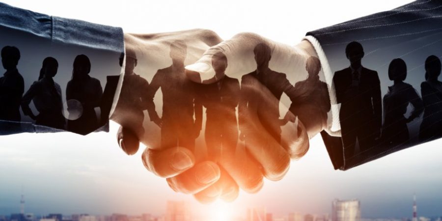 Τα κίνητρα των συγχωνεύσεων να περιλαμβάνουν τις «ελληνόκτητες» εντός Ευρωζώνης επιχειρήσεις