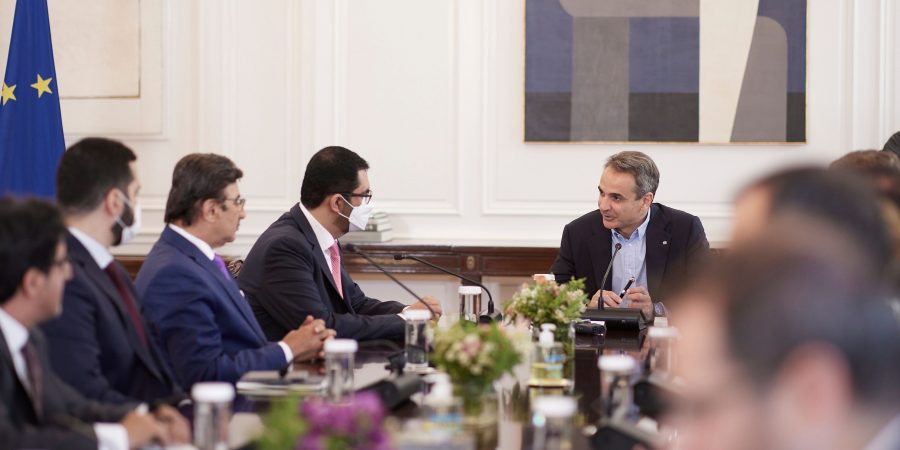 Συνάντηση του Πρωθυπουργού με τον Υπουργό Βιομηχανίας και Υψηλής Τεχνολογίας των Ηνωμένων Αραβικών Εμιράτων