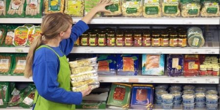 ΙΕΛΚΑ: Αύξηση της απασχόλησης κατά 3,5% στο λιανεμπόριο τροφίμων το 2021