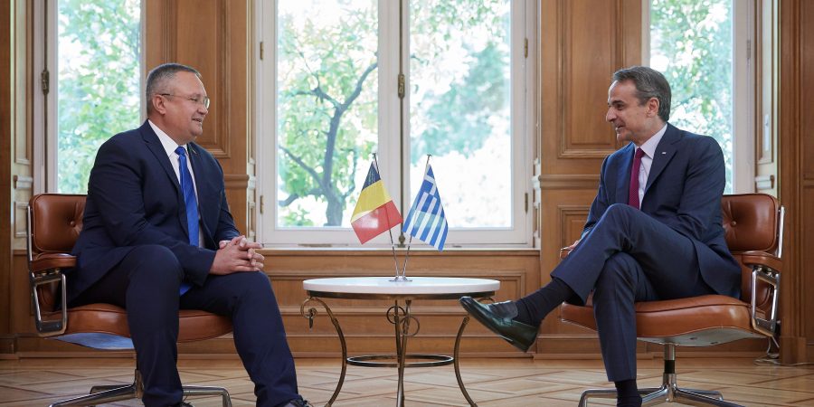 Ρουμάνος πρωθυπουργός σε Μητσοτάκη: «Mπορείτε να βασιστείτε στην βοήθειά μας για την κατάσβεση πυρκαγιών