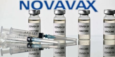 Ο Αμερικανικός Οργανισμός Τροφίμων και Φαρμάκων εγκρίνει το εμβόλιο Novavax έναντι του SARS-CoV-2