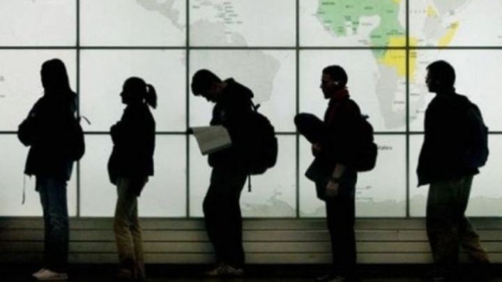 Κ. Χατζηδάκης: Πόροι πάνω από 1 δισ. ευρώ για την απασχόληση των νέων