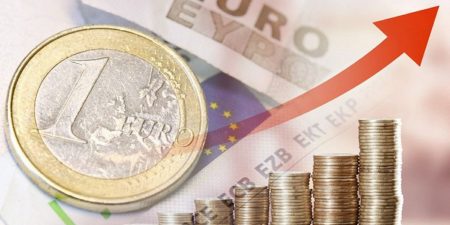 ΤτΕ: Αυξήθηκαν κατά 2,7 δισ. ευρώ οι καταθέσεις νοικοκυριών και επιχειρήσεων