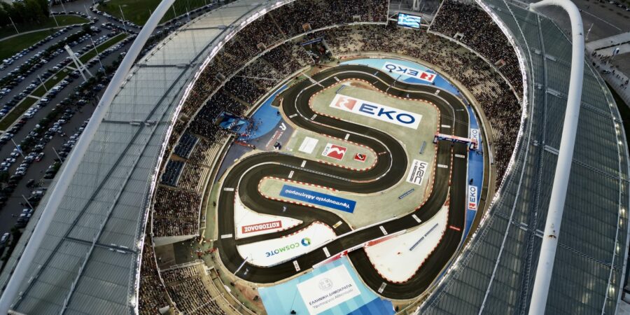 Εντυπωσιακή εκκίνηση του “EKO ACROPOLIS RALLY 2022” με τη θεαματική ΕΚΟ Υπερειδική διαδρομή στο Ολυμπιακό Στάδιο