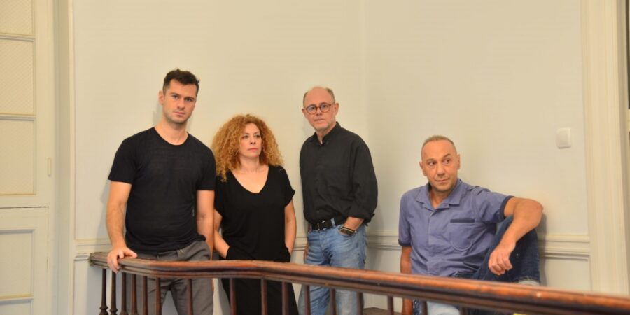 «ΔΟΚΤΩΡ ΓΚΛΑΣ»