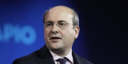 Κωστής Χατζηδάκης: Χαμηλό 12ετίας στην ανεργία