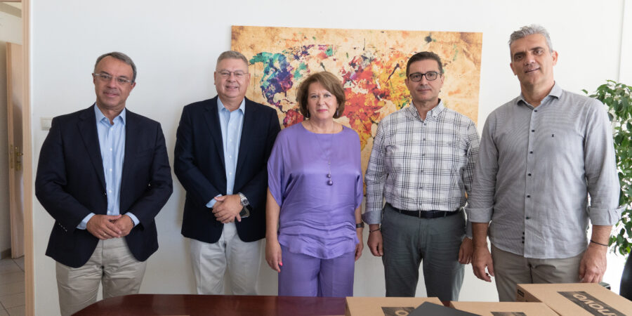 Τα ΕΛΛΗΝΙΚΑ ΠΕΤΡΕΛΑΙΑ στο πλευρό των μαθητών της Φθιώτιδας