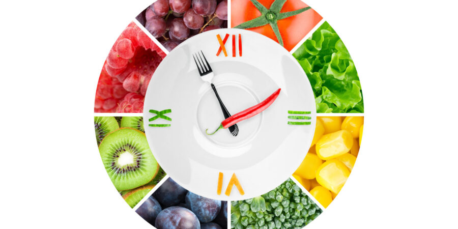 Η κατανάλωση φαγητού μέχρι τις 4.00 το απόγευμα έχει σημαντικά οφέλη για την υγεία μας