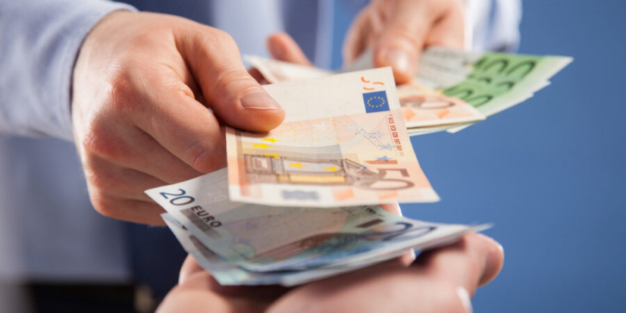 Τι καταβάλλεται από  Υπουργείο Εργασίας, e-ΕΦΚΑ, ΔΥΠΑ  και ΟΠΕΚΑ για την περίοδο 31 Οκτωβρίου -4 Νοεμβρίου