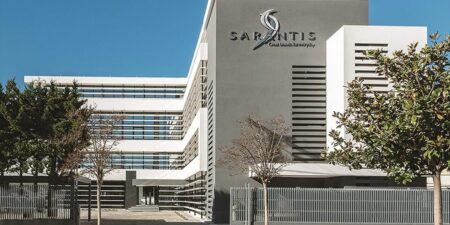 Όμιλος Σαράντη: Κλείνει το ΄22 με αύξηση τζίρου και εξαγορά της πολωνικής Sanitas