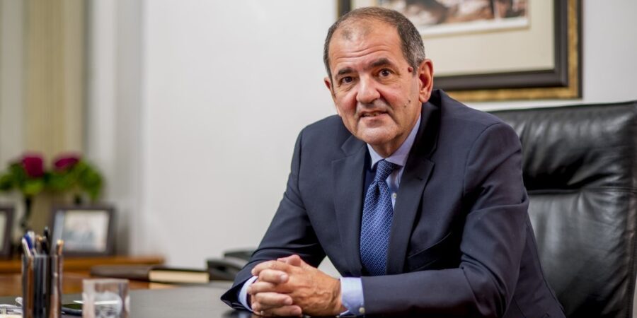 Γιάννης Αληγιζάκης: Οι τιμές της βενζίνης θα συνεχίσουν να υποχωρούν