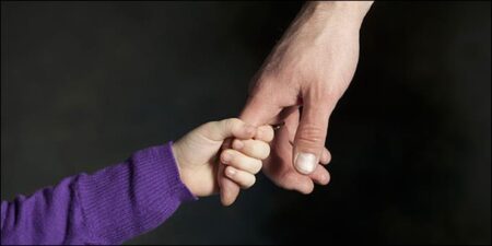 Μείωση 15,2% στις υιοθεσίες