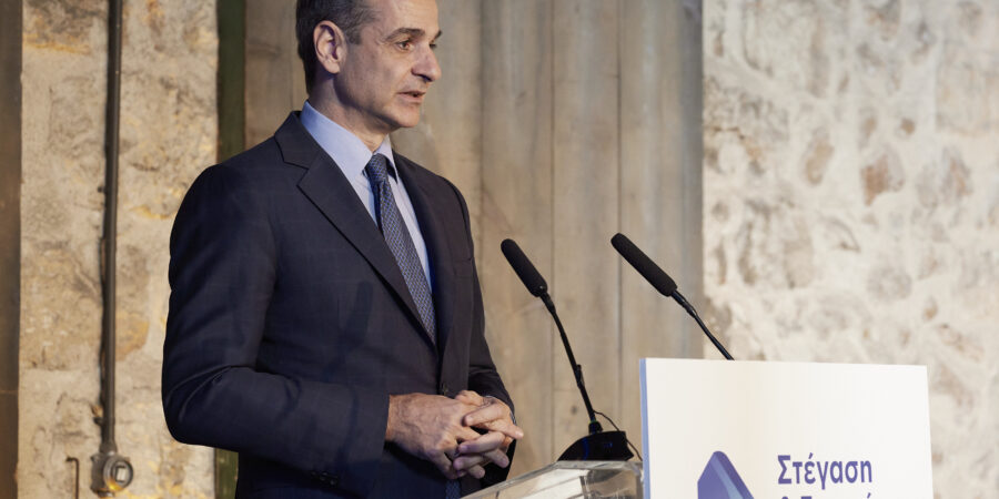 Καταπολεμούμε έμπρακτα την αστεγία. Γιατί για εμάς οι άστεγοι δεν είναι αθέατοι!